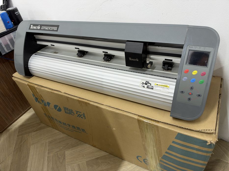 Режущий плоттер Teneth 720 мм
