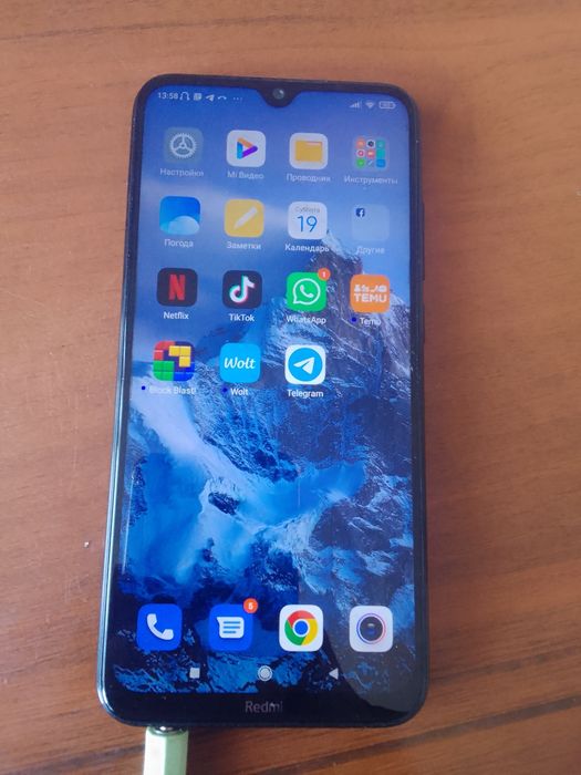 Продаю всё работает