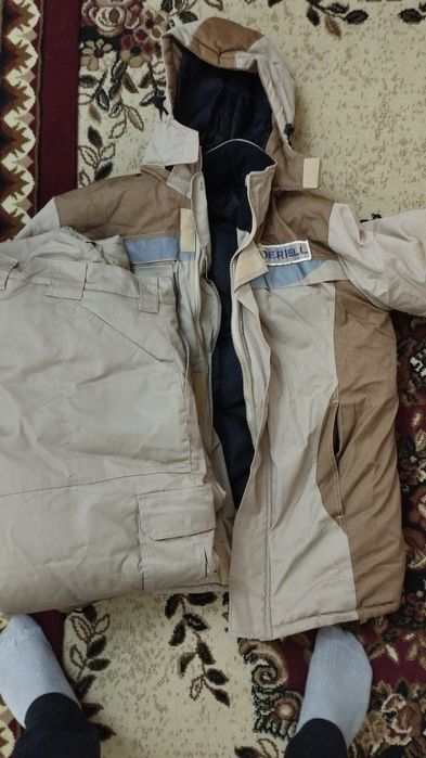 Спецформа Лар сотилади