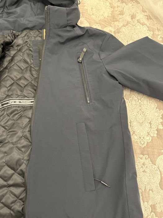 Продается мужская куртка новая