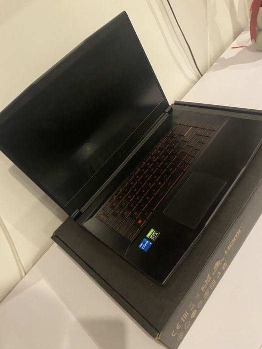Laptop gaming MSI GF63