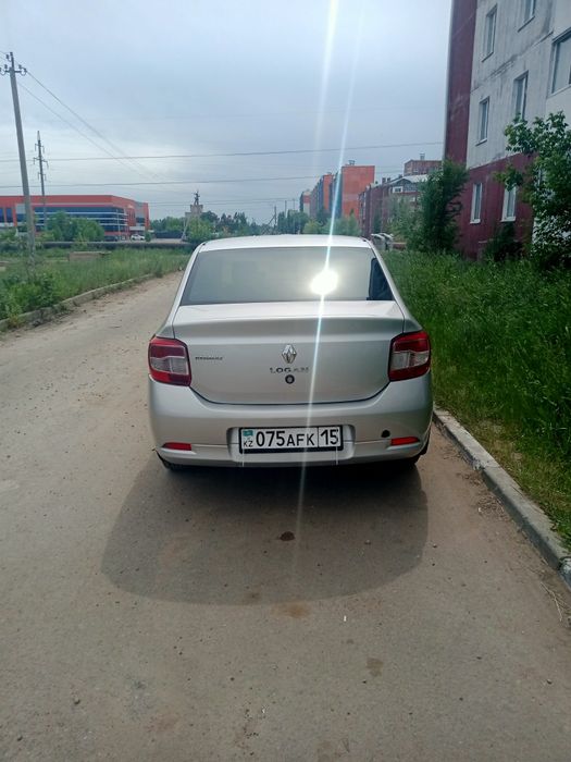 Продаю авто Рено Логан 2