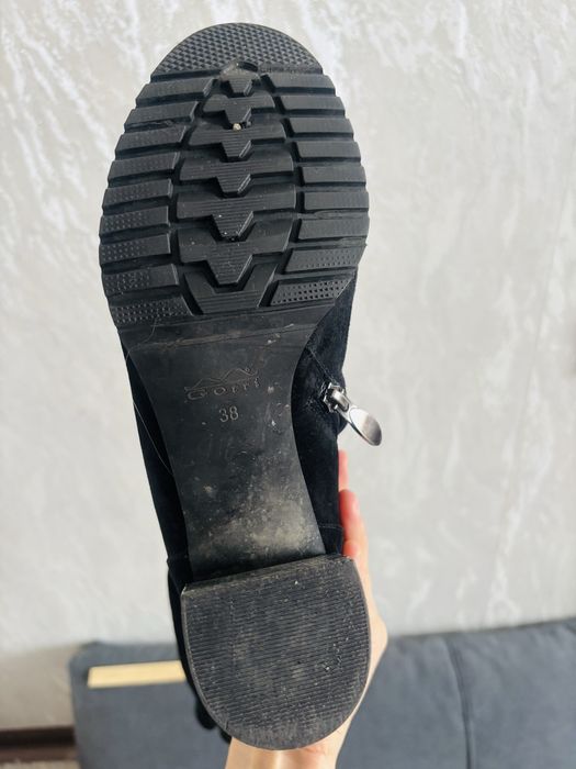 Натур замша зима 38 рр