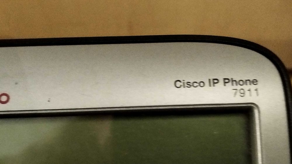 Cisco 7906 / 7911, VoIP телефон 192х64-pixel графичен LCD дисплей