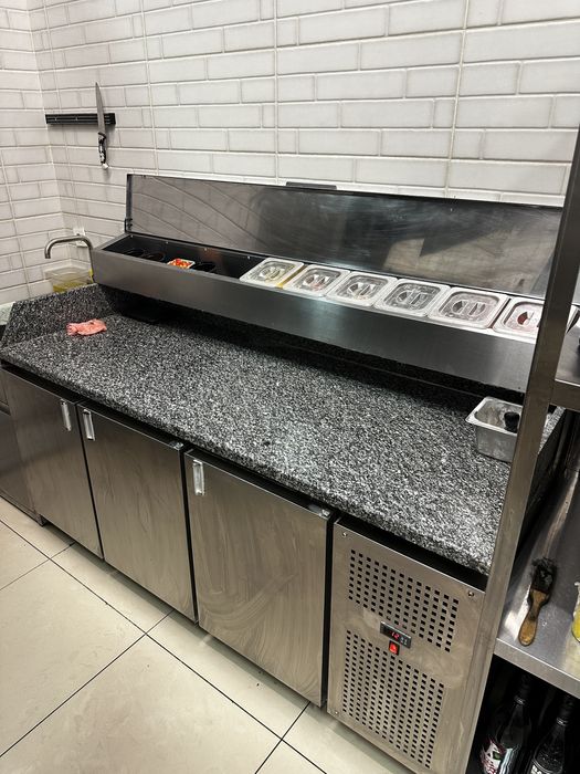 Пиццерный стол саладетта