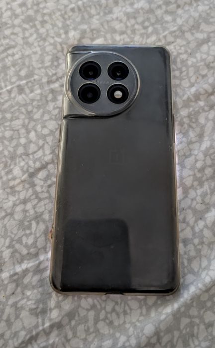 One plus 11 5g,256g