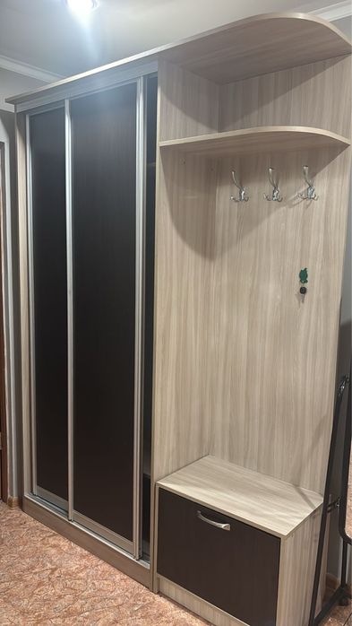 Шкаф для прихожей