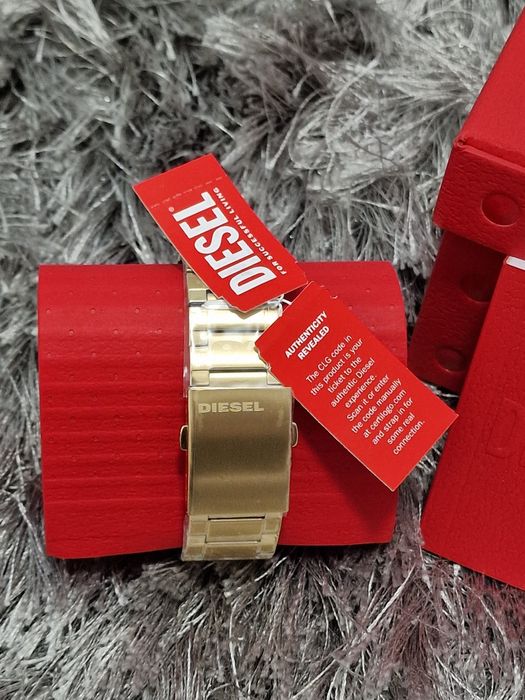 Ceas Original Diesel Nou