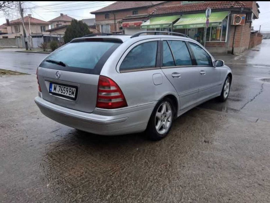 Мерцедес C240 2.6 Бензин 2003 г