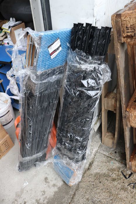 Stalp din plastic 1110mm negru pentru fir gard electric