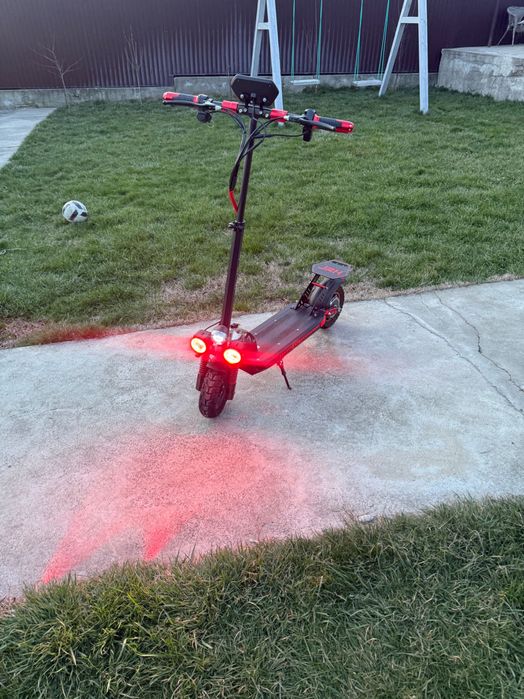 Trotinetă electrică JRH Viteza maxima 30-45km/h, Autonomie 50Km,