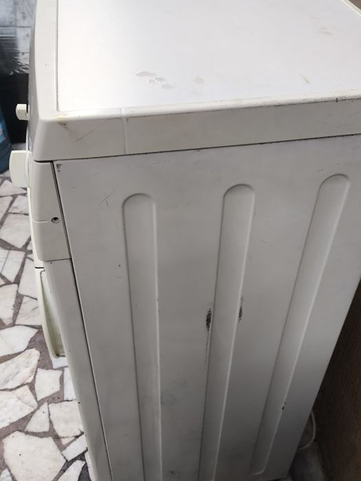 Vând mașină de spălat rufe