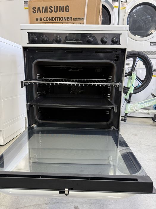 Готварска печка VOSS със керамичен плот-