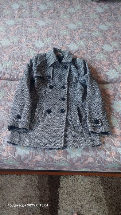 Куртки пальто отдам