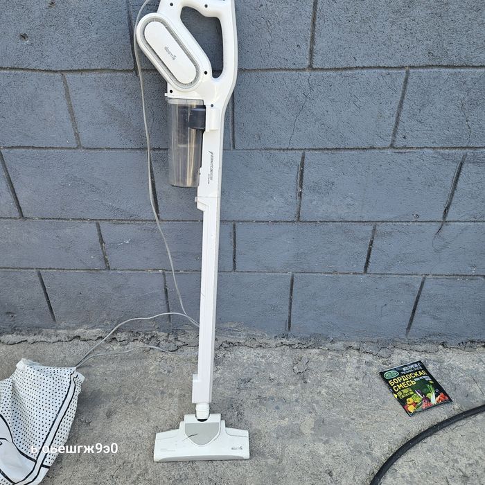 Продам пылесос электровеник