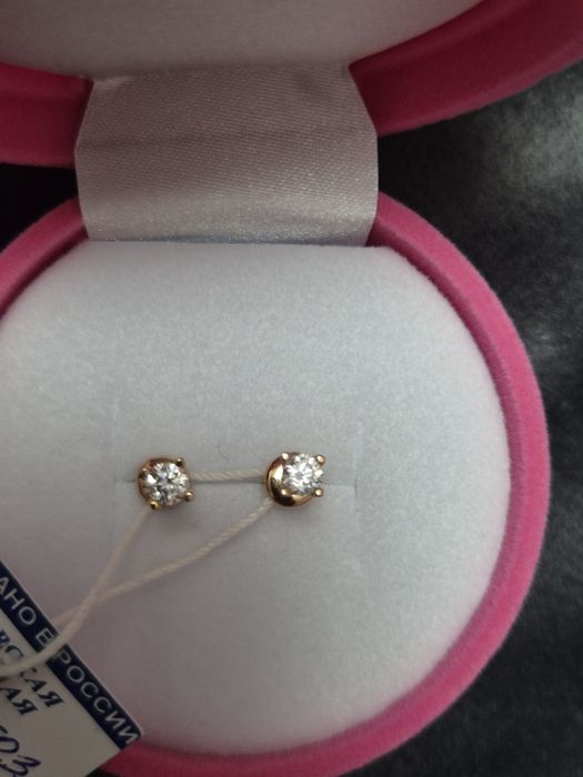 Новые золотые серьги - пусеты