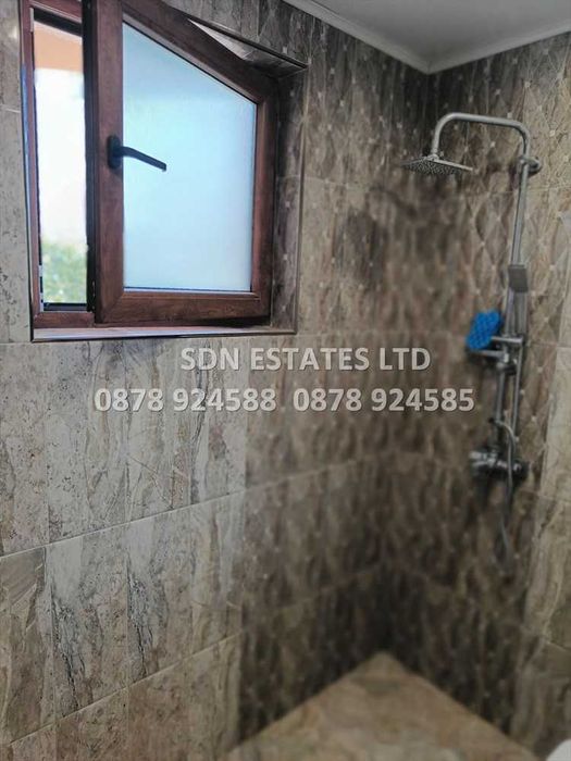 Продава се Четиристаен апартамент в Казанлък - 120 кв.м за 1318 €/кв.м - Снимка #8