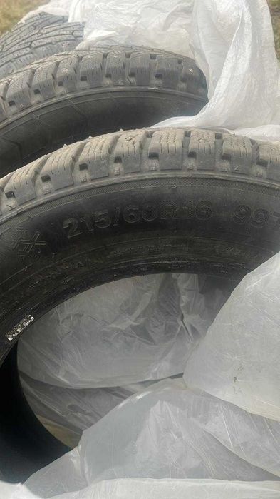 Продам срочно шины для машины