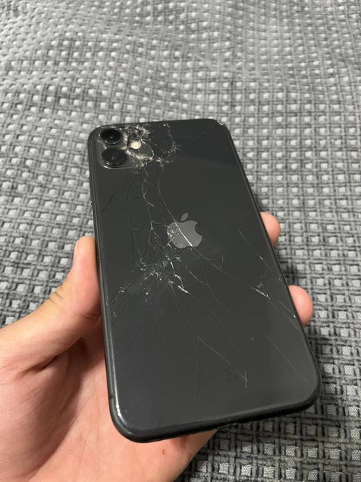 Продам iphone 11