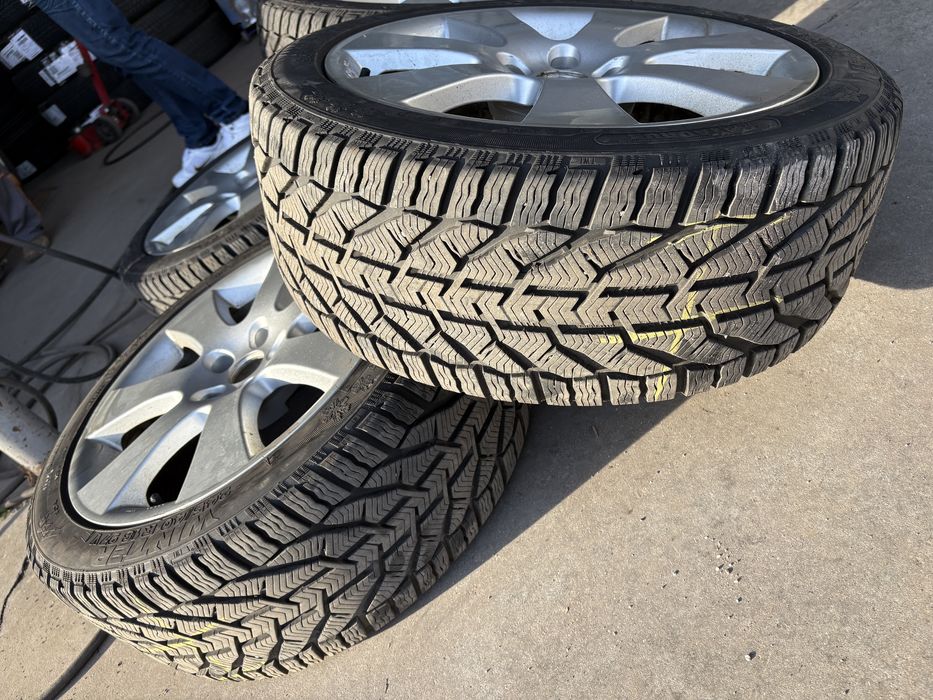 Vând jante pe 18 + anvelope iarnă 245/40 R18 (VAG)