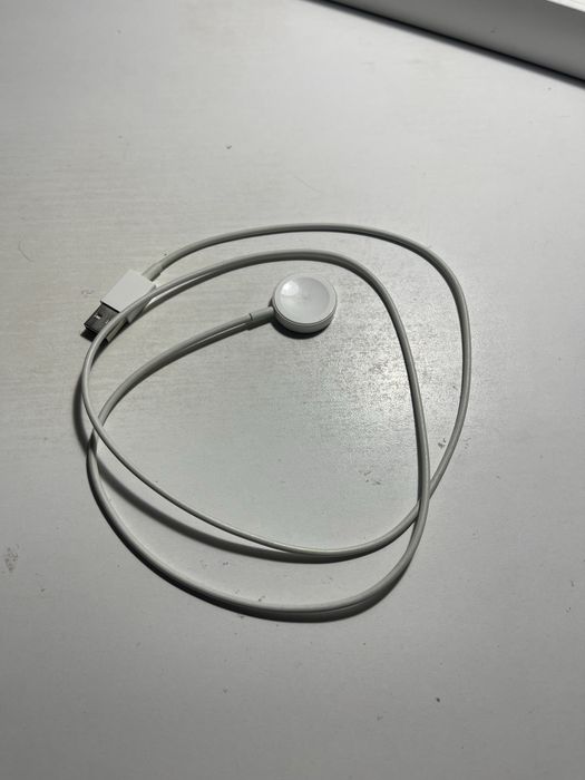Продам Apple Watch 6 40mm