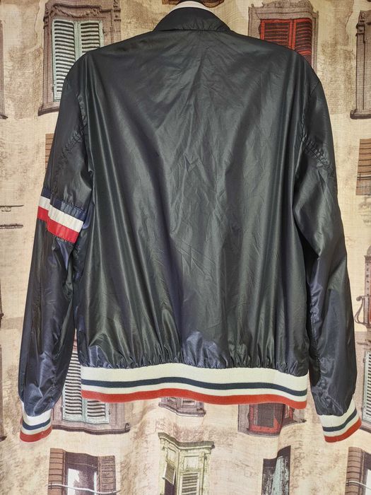 Moncler ,jacheta subtire de vara