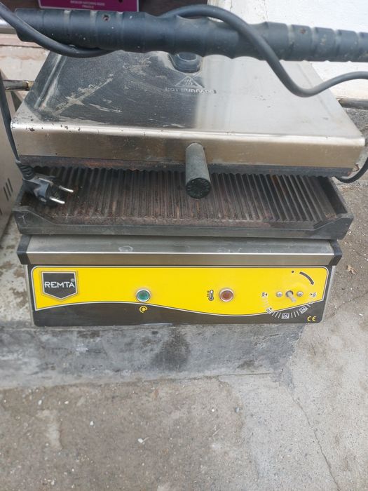 Буу Гриль-тостер сатылады