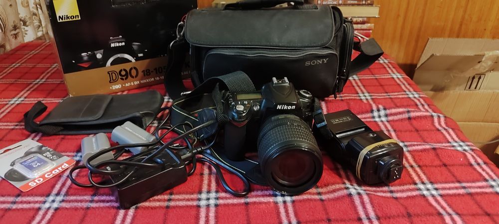 Фотоаппарат nikon d90 со вспышкой