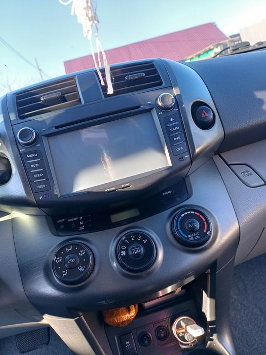 Тойота Рав 4 автомат