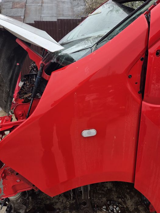 Trafic/Vivaro> 2015 usa/aripa/far/stop