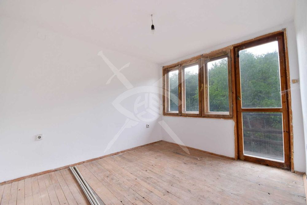 ЕКСКЛУЗИВНО ! Къща в град Годеч № 87012