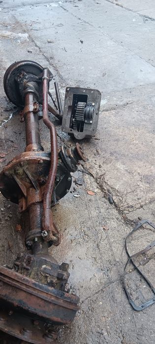 Motor și punte tractor U650