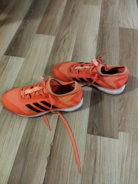 Бутонки за футбол adidas