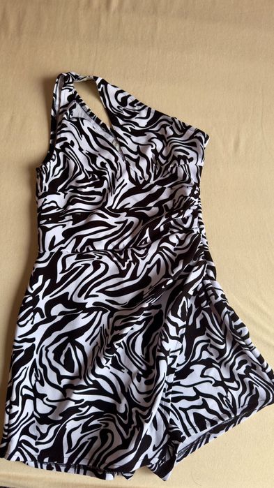 Гащеризон с пола-панталон в принт зебра