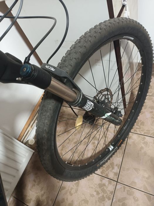 Bicicleta moutain-bike Cube