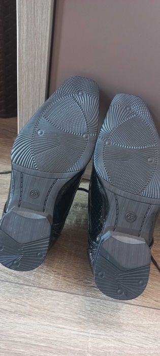 Pantofi de  lac   copii