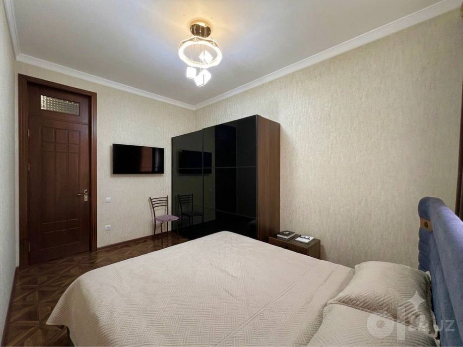 Квартира тц Малика, Экспо центр 3/2/3 75 кв.м