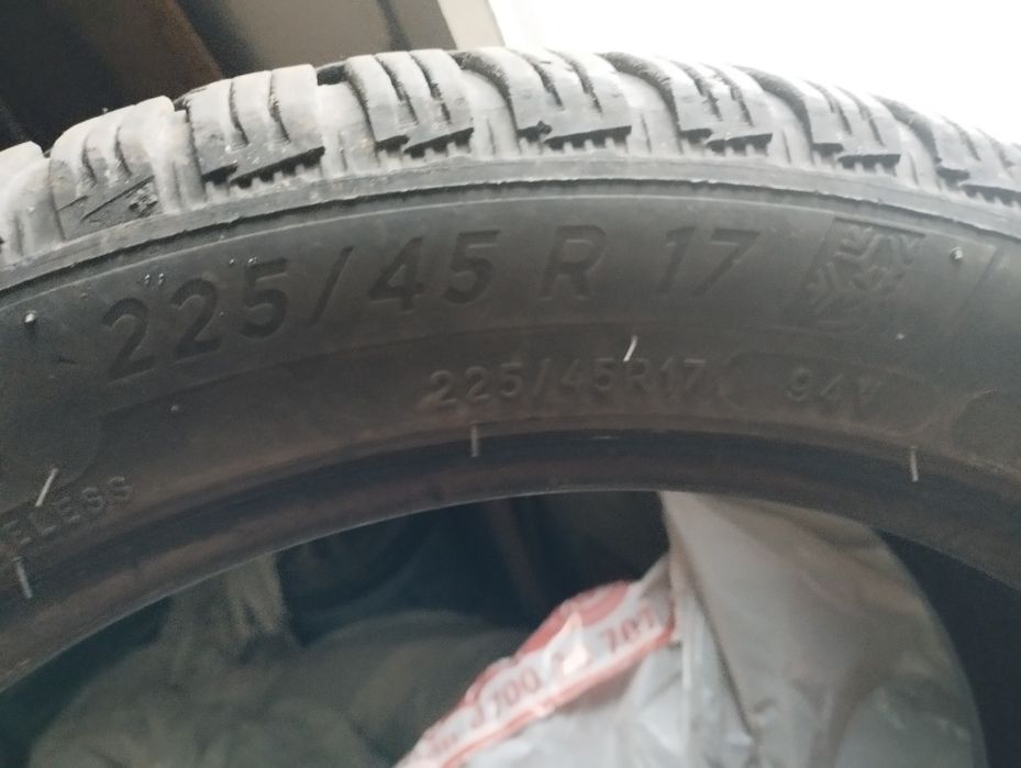 Продавам гуми Мишелин Алпин 6