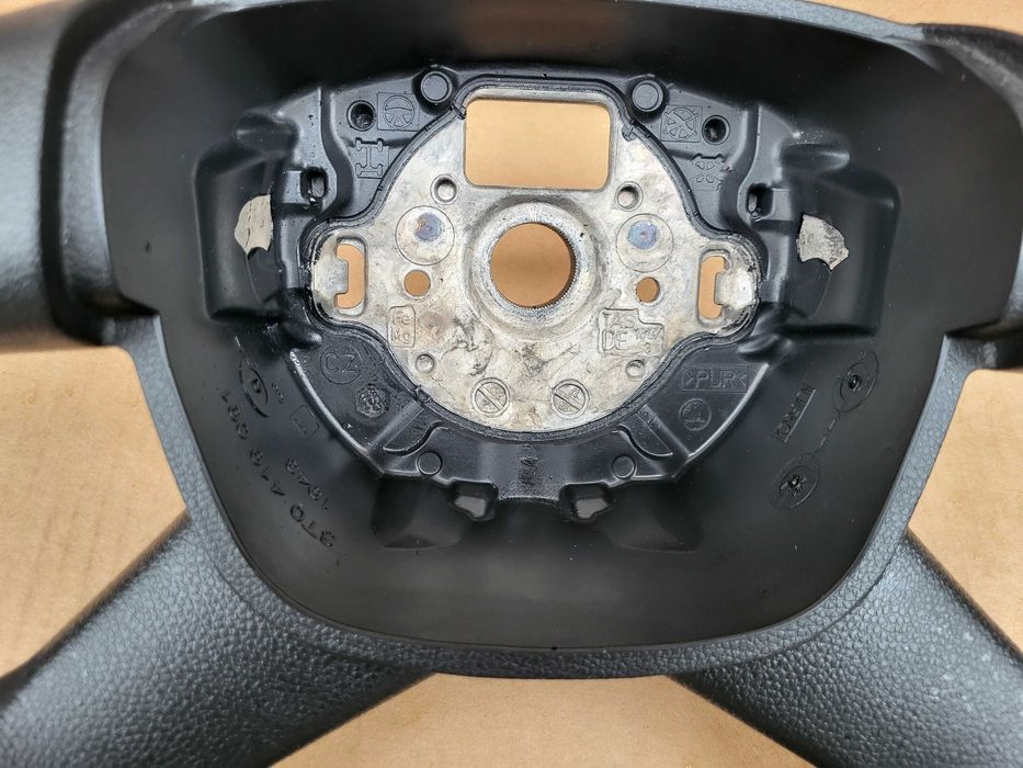 volan skoda Octavia Superb Yetti Fabia Roomster 3T0419091  3T0 419 091