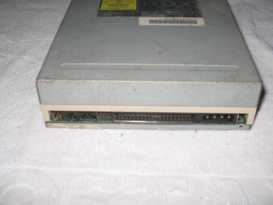 DVD оптично устройство за компютър