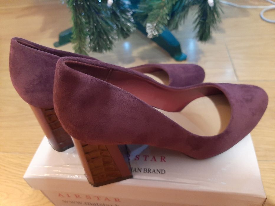 Дамски велурени обувки!
