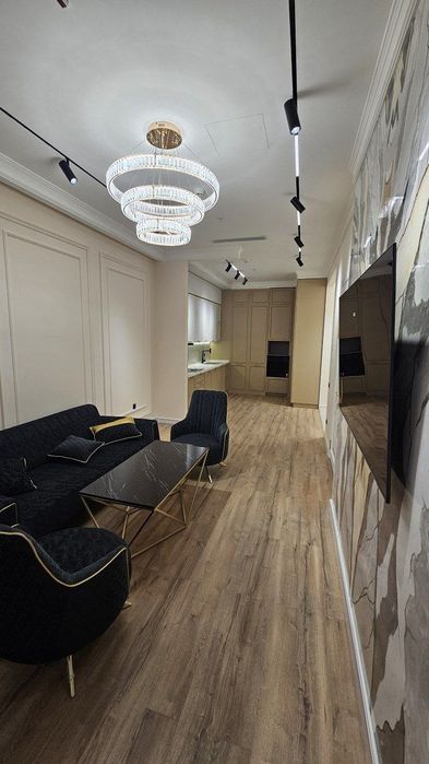 Nestoneda  35 etaj 2 xonali euro remont uy sotiladi