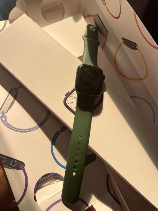 Apple watch 7 41 mm 85% Holati ideal aybi yoq kArobka dok bor