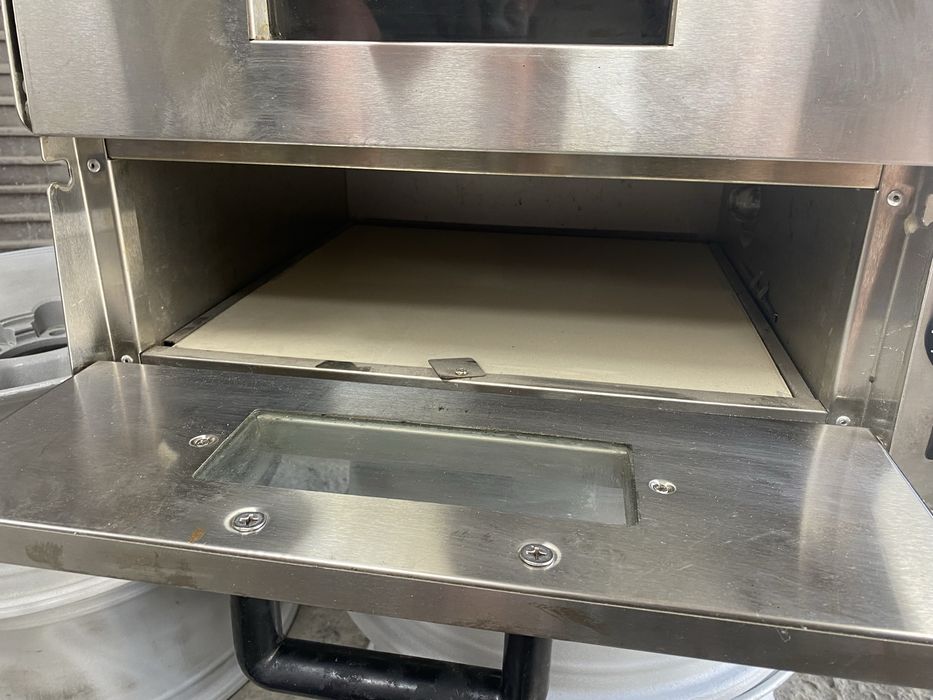 Духовка для пиццы