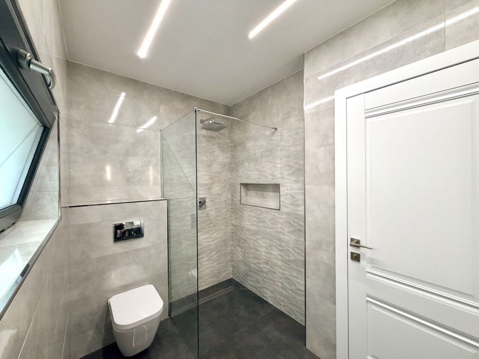 Apartament 4 camere, 3 bai, 2 locuri parcare, Cartier Albert, Ploiesti