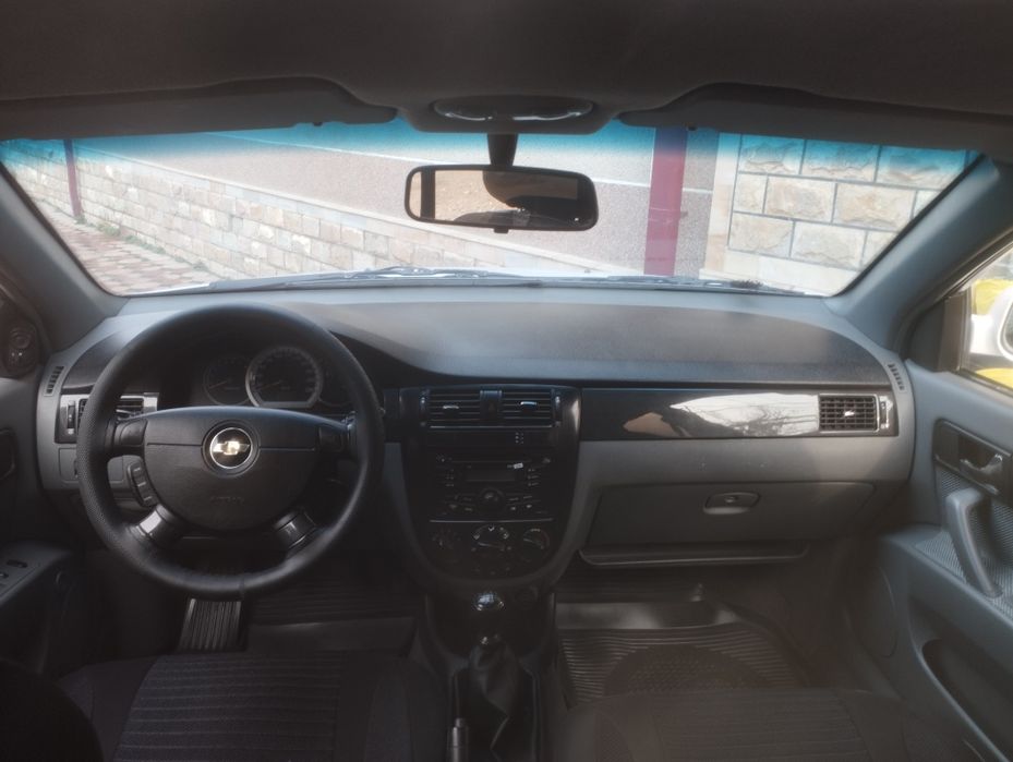 Lasetti 2012 srochna sotiladi