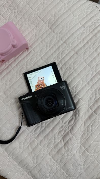 Продам Canon камеру, модель SX740 hs.