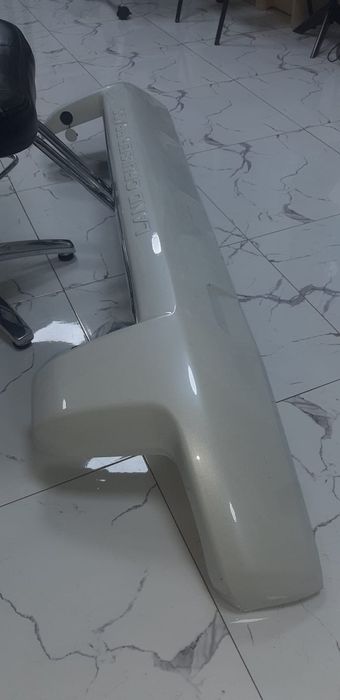 Продам  бампер Prado 150