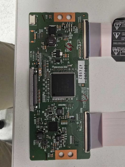 Телевизиор LG 49UH6107 на части