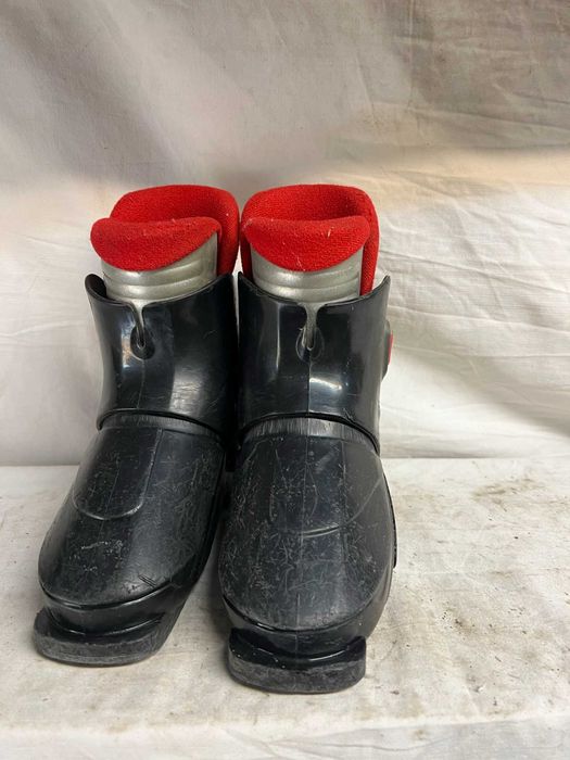 Clapari ski schi copii Nordica marime EUR:29.5 Mondo:19.5